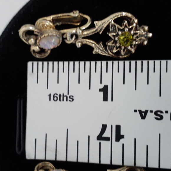 Vintage Sarah Coventry Clip On Dangle Earrings - Picture 7 of 7
